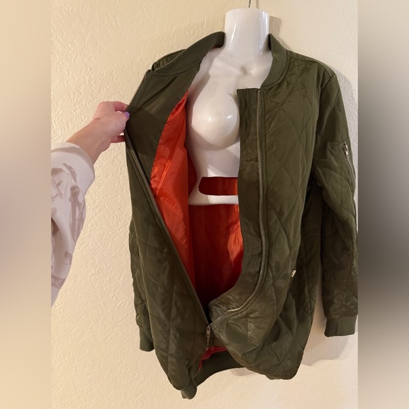 Better Be Green Quilted Bomber Jacket - Picture 5 of 6